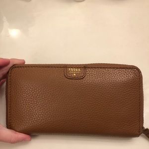 Fossil wallet